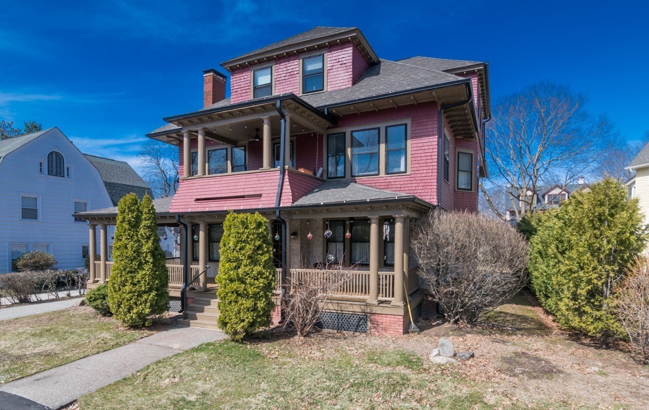 26 Cherryvale Ave, Springfield, MA 01108