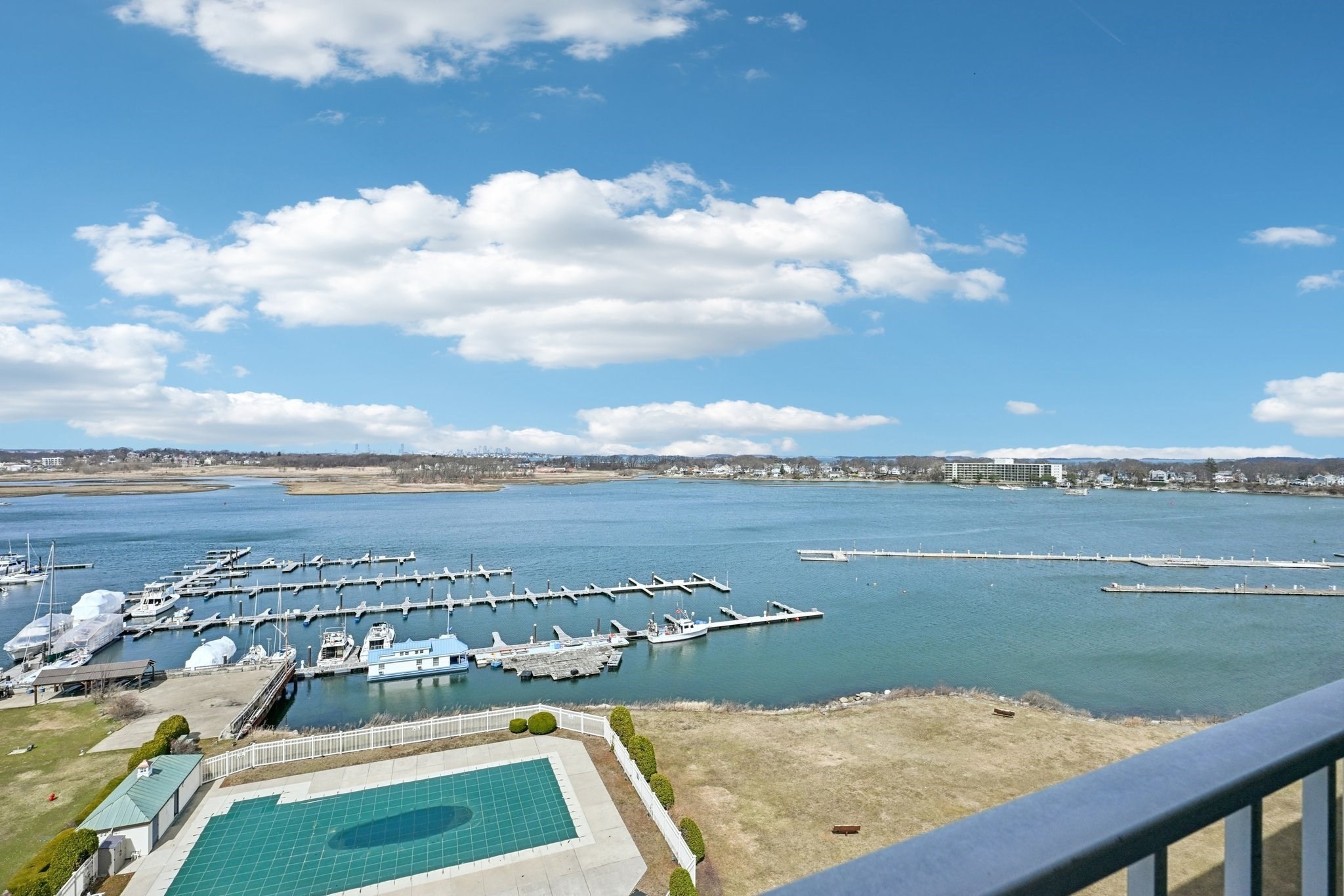 200 Cove Way Unit 1004, Quincy, MA 02169