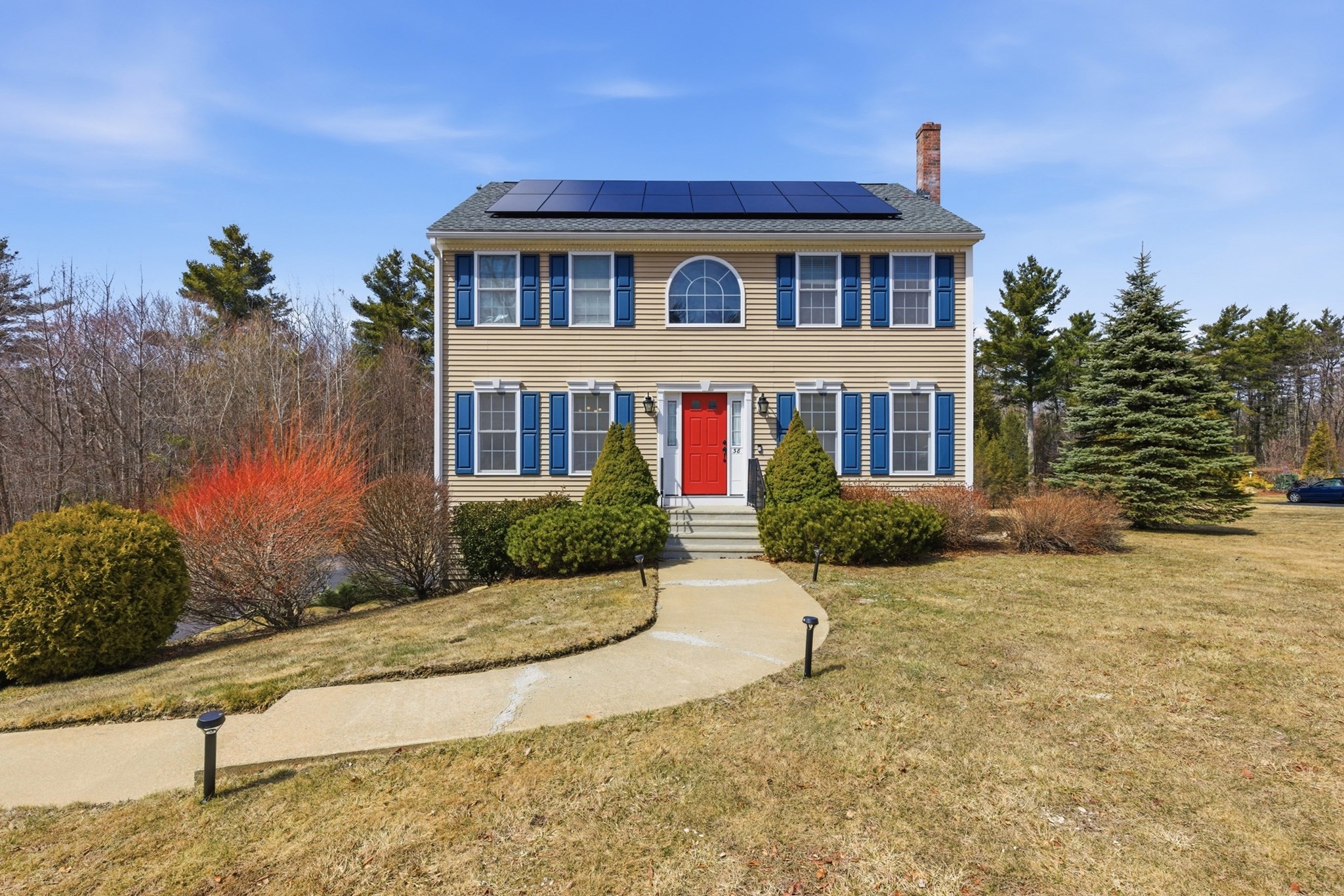 38 Foster Ct, Gardner, MA 01440