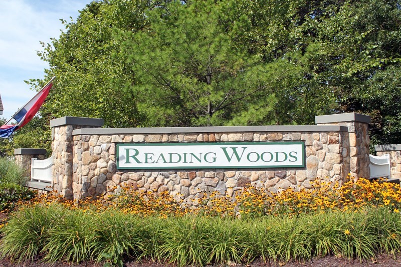 7 Augustus Ct Unit 1013, Reading, MA 01867