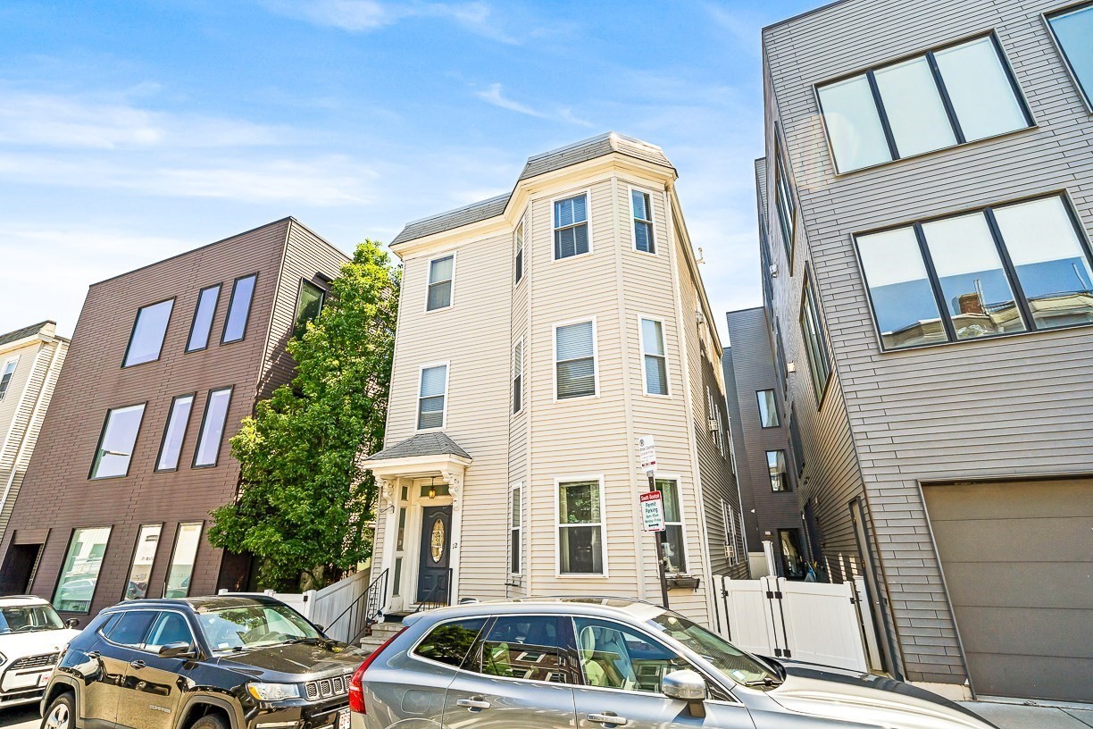 12 I St Unit 1, South Boston, Boston, MA 02127