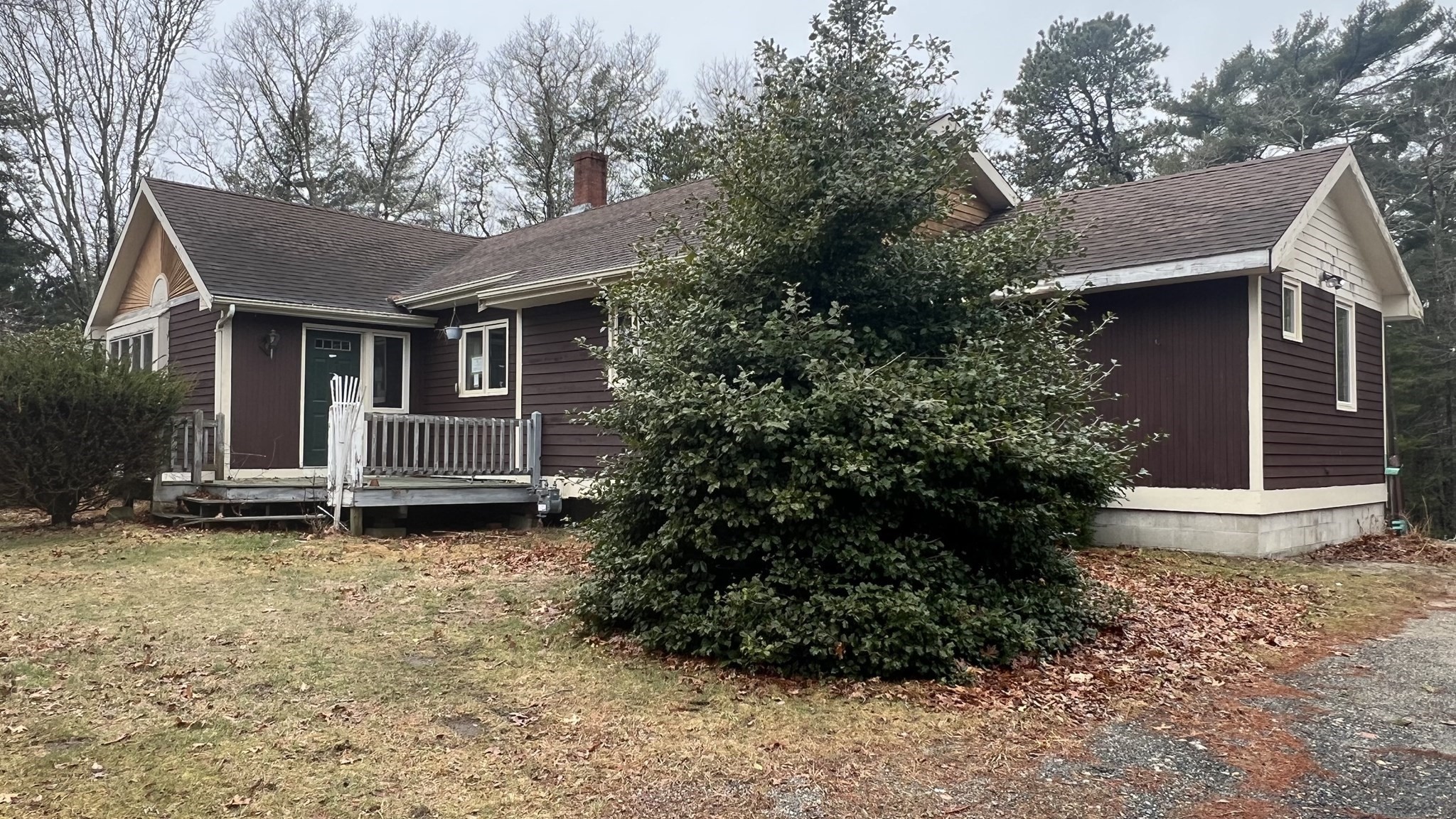50 Head Of The Bay Rd, Bourne, MA 02532