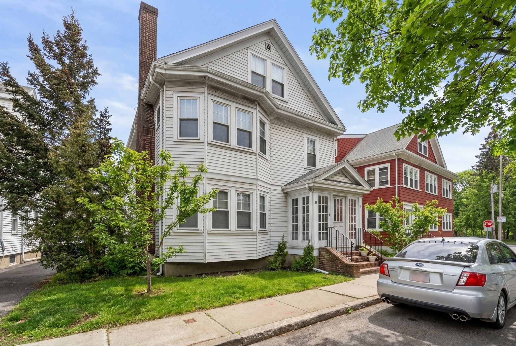 27 Seagrave Rd, Cambridge, MA 02140