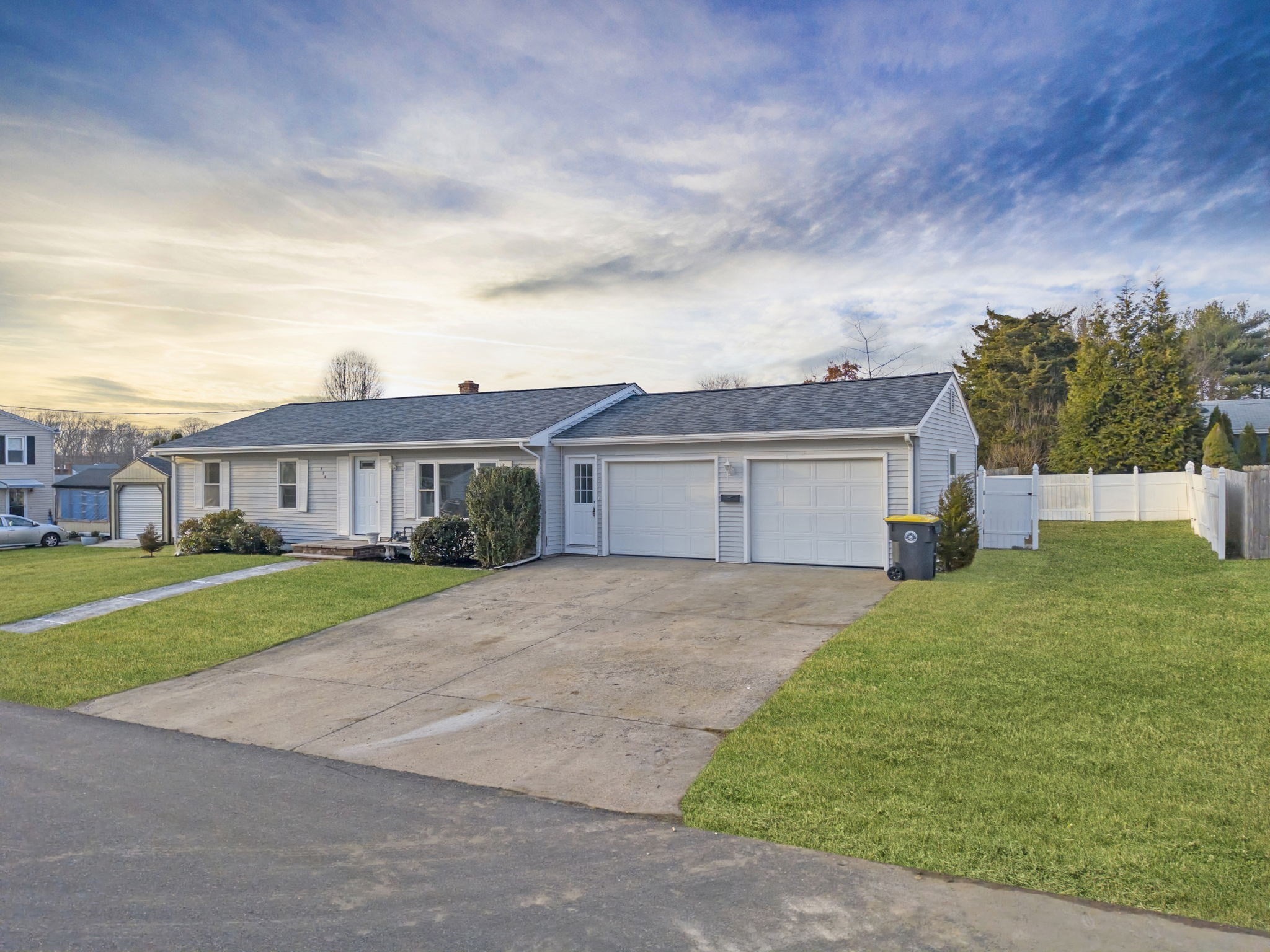 258 Folsom Ave, Somerset, MA 02726