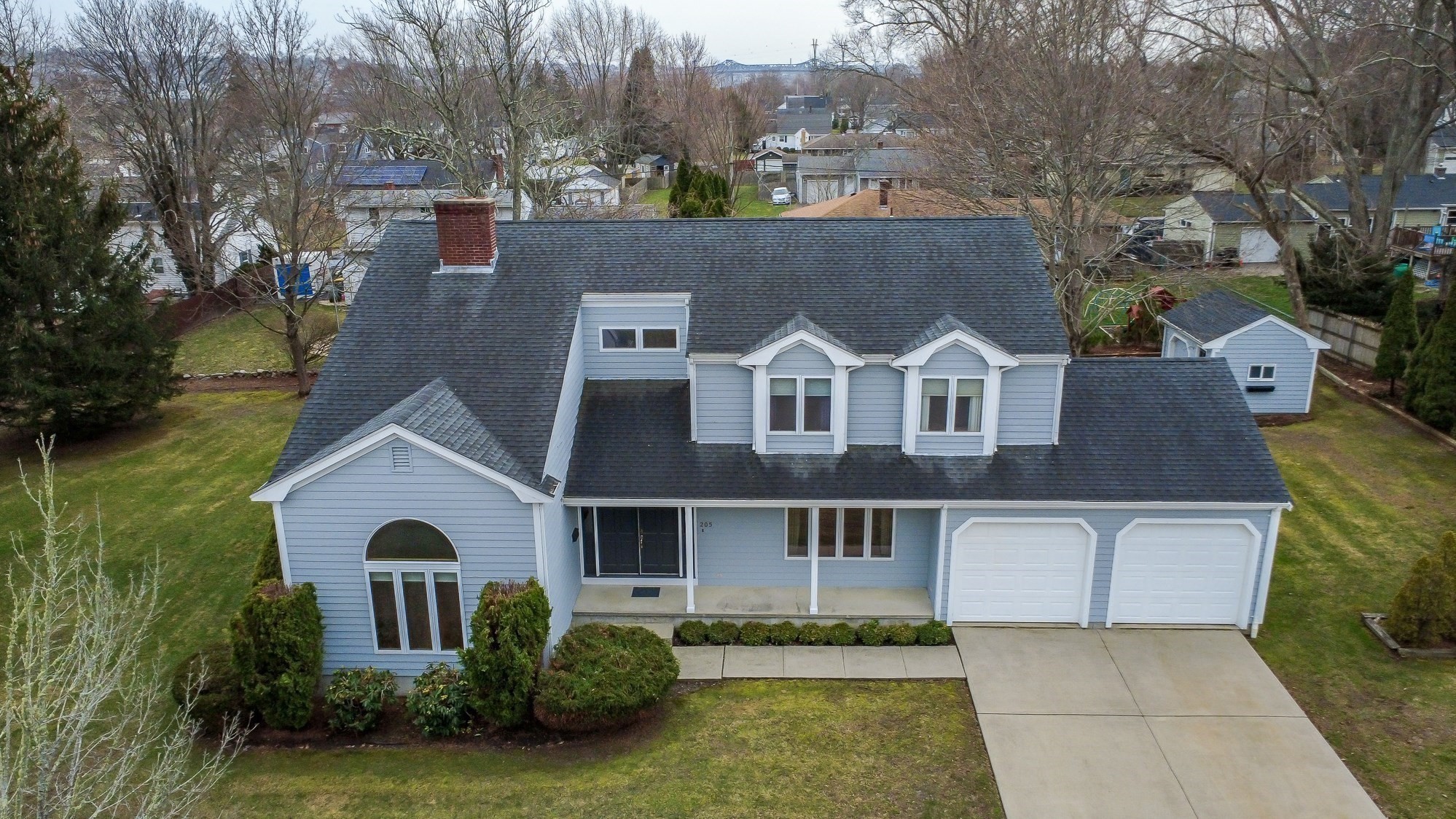 205 Perron Avenue, Somerset, MA 02726
