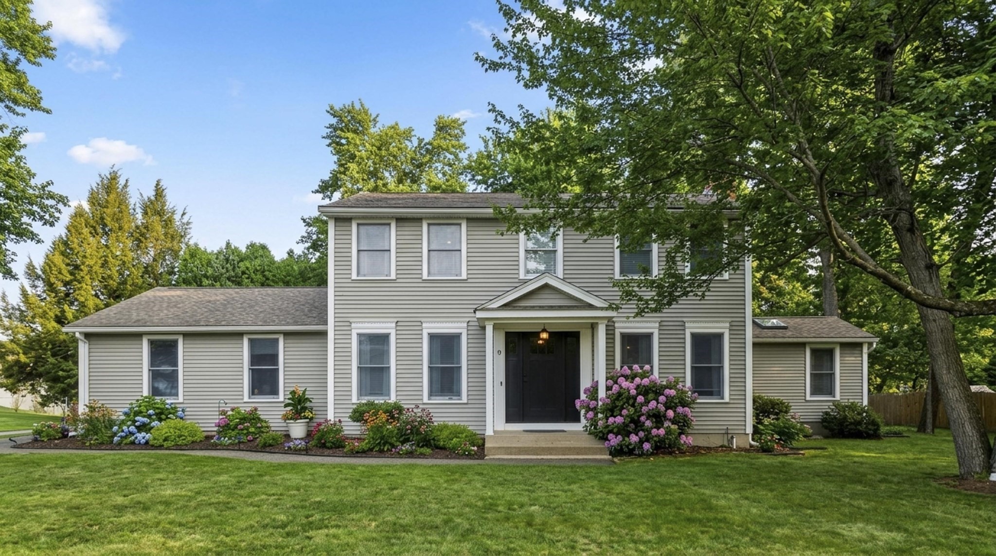 9 Post Rd, Chicopee, MA 01020