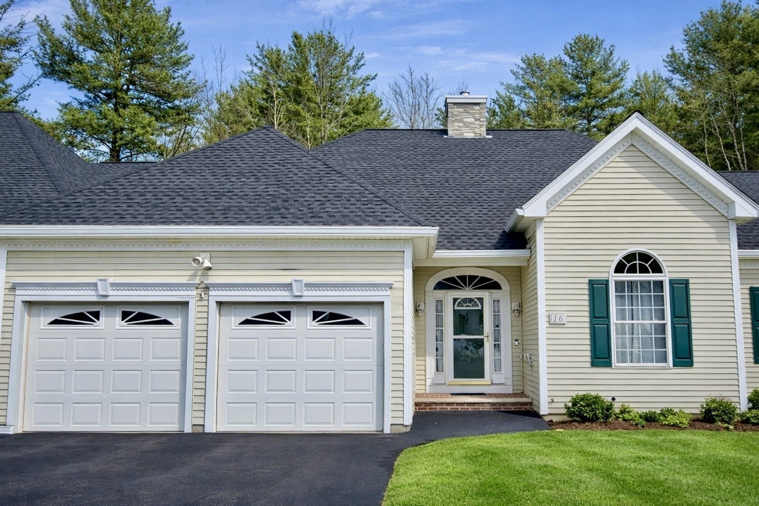 16 Arbor Dr Unit 16, Dracut, MA 01826