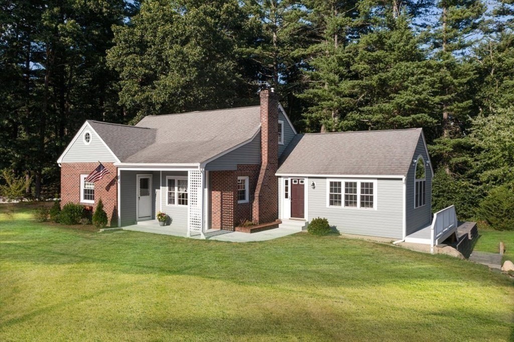 461 Maple St, Franklin, MA 02038