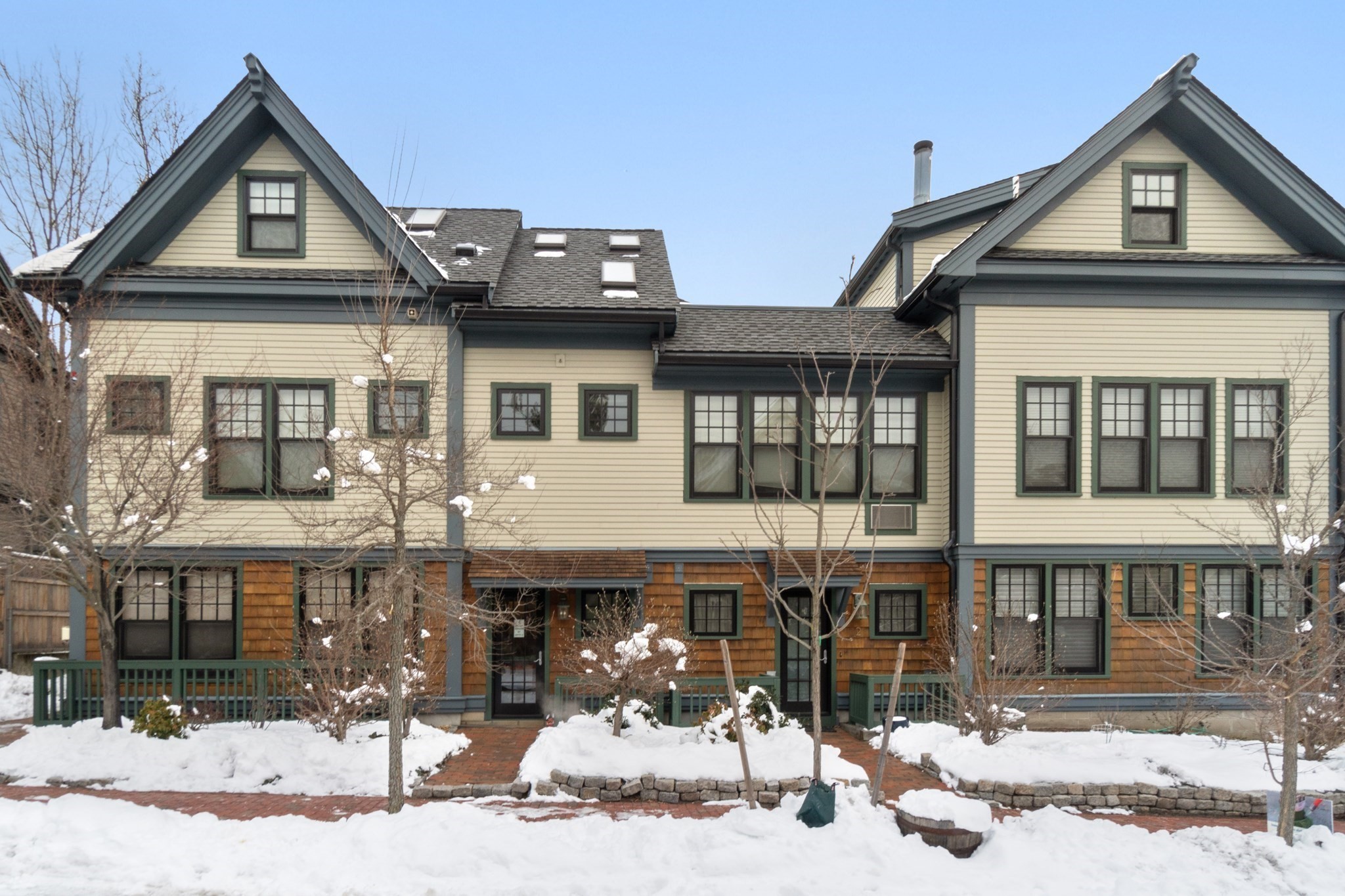 15 Mount Vernon Street Unit 8, Cambridge, MA 02140