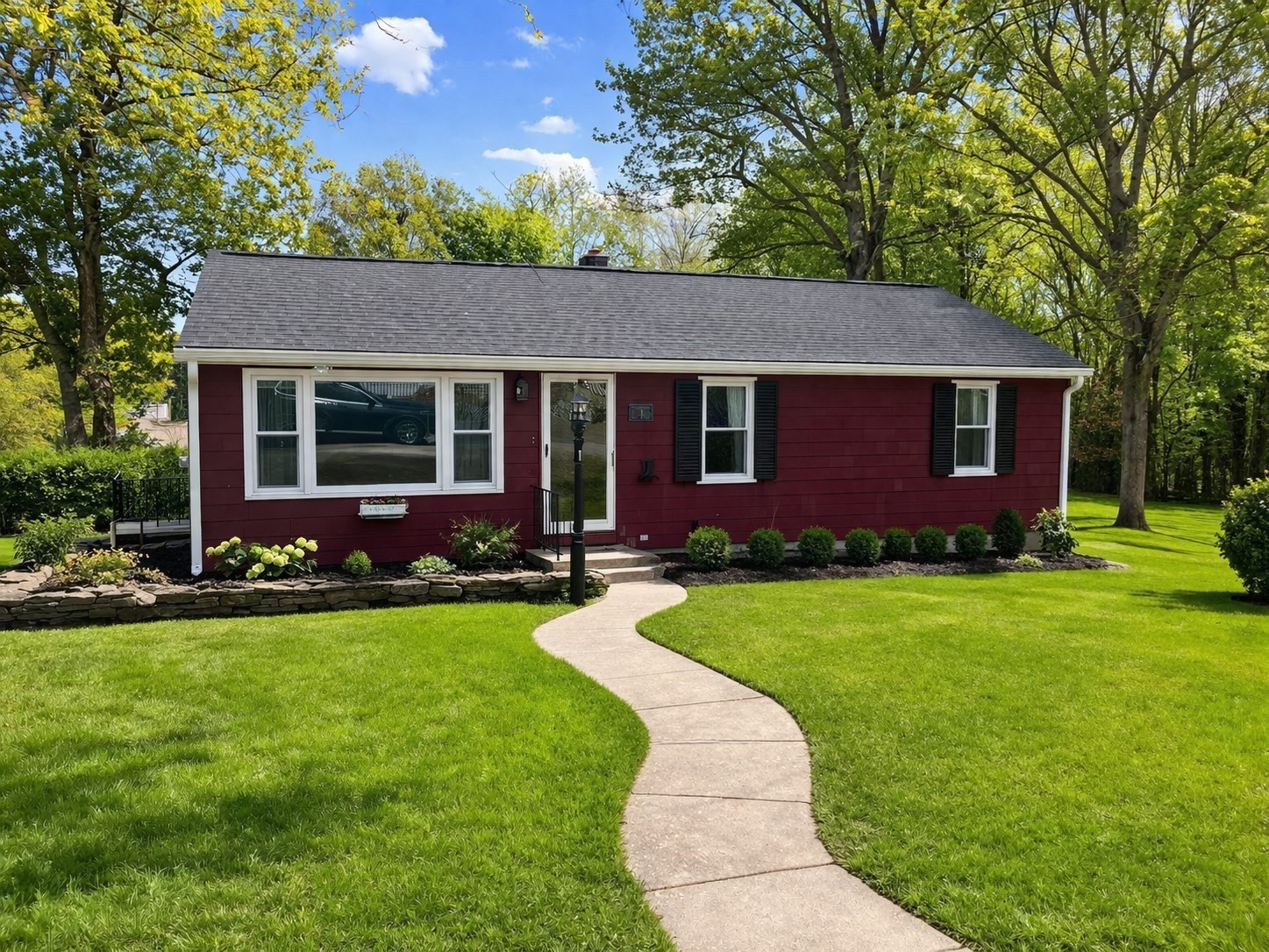 1 Sylvester Drive, Webster, MA 01570