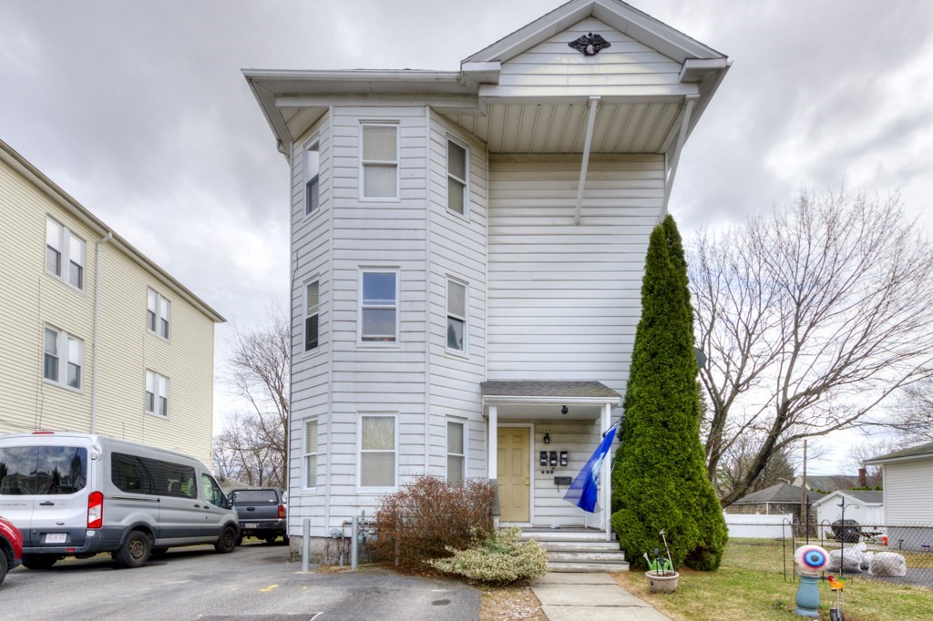 130 Kenberma Road, Worcester, MA 01604
