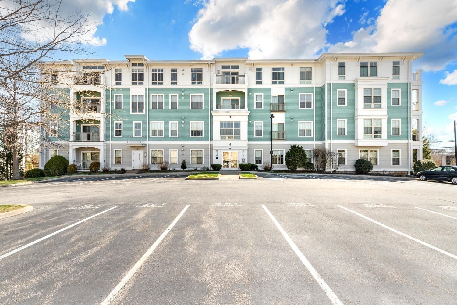 4 Repton Cir Unit 4105, Watertown, MA 02472 - Image 2