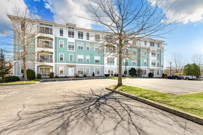 4 Repton Cir Unit 4105, Watertown, MA 02472 - Image 25