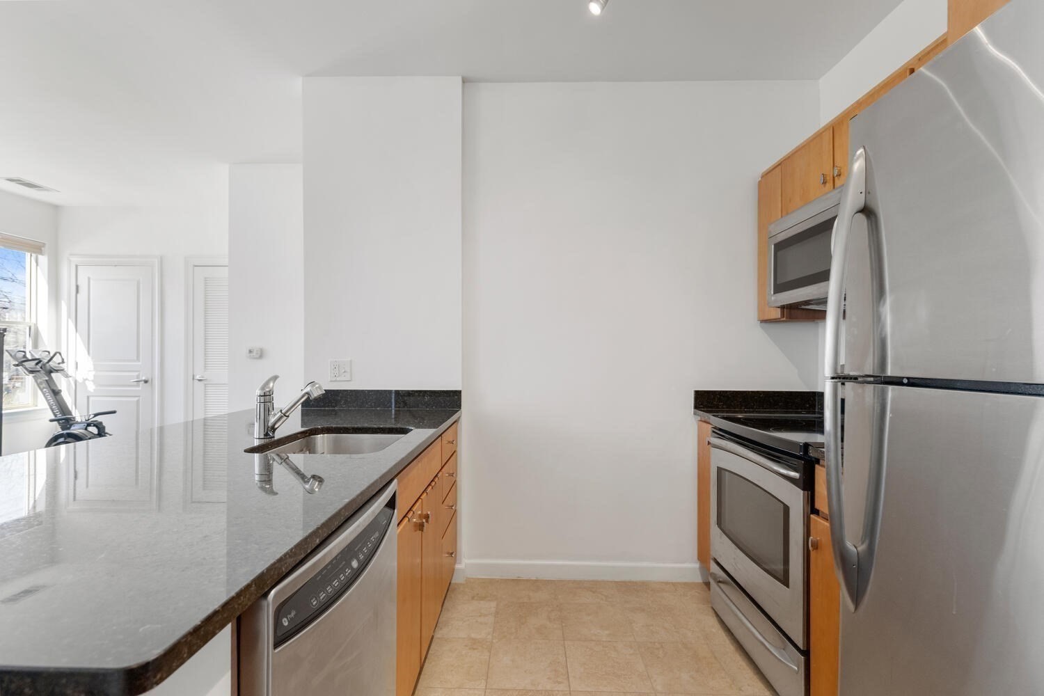 4 Repton Cir Unit 4105, Watertown, MA 02472 - Image 9