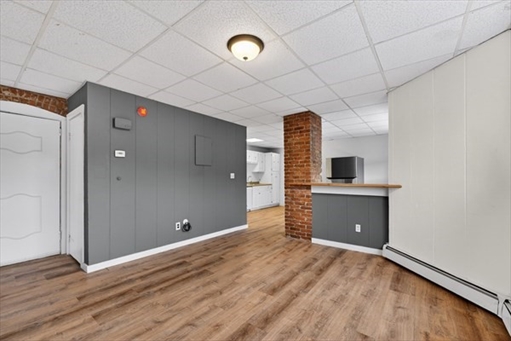 42 Almont St, Apt 3R