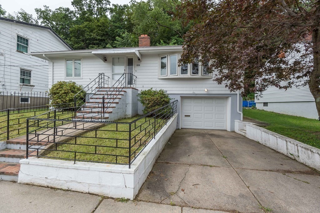 118 Cook Ave, Chelsea, MA 02150