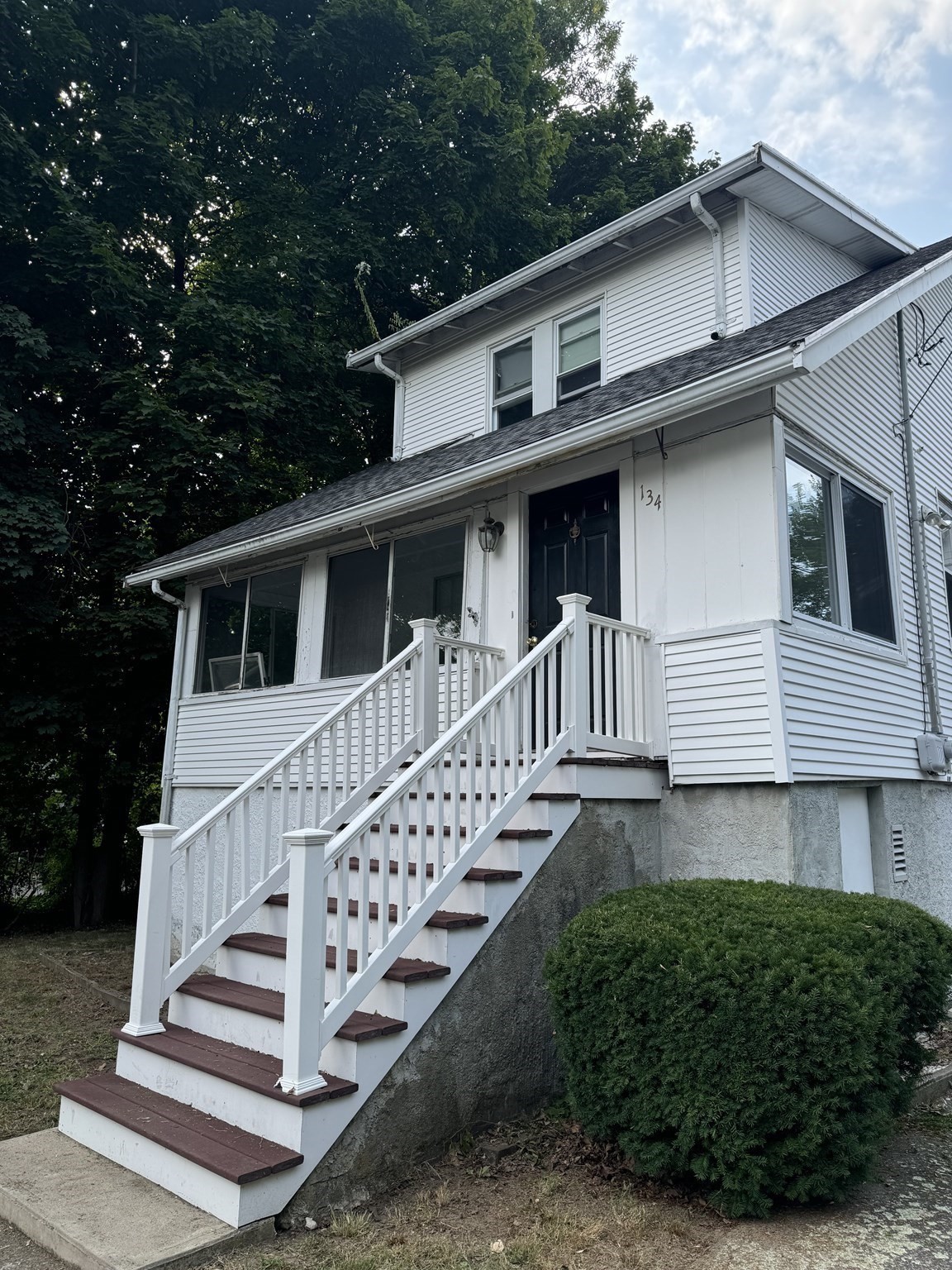 134 Sherman St, Quincy, MA 02170