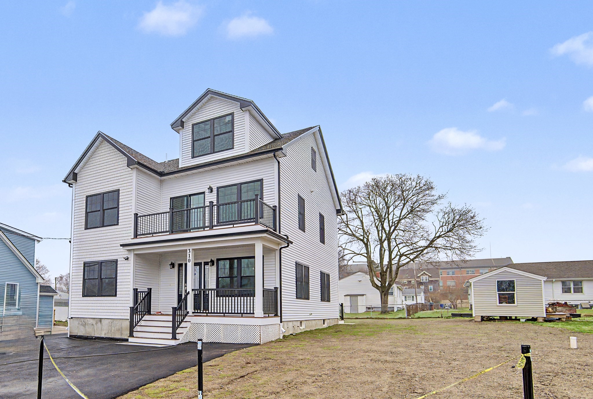 310 King  St, Fall River, MA 02724