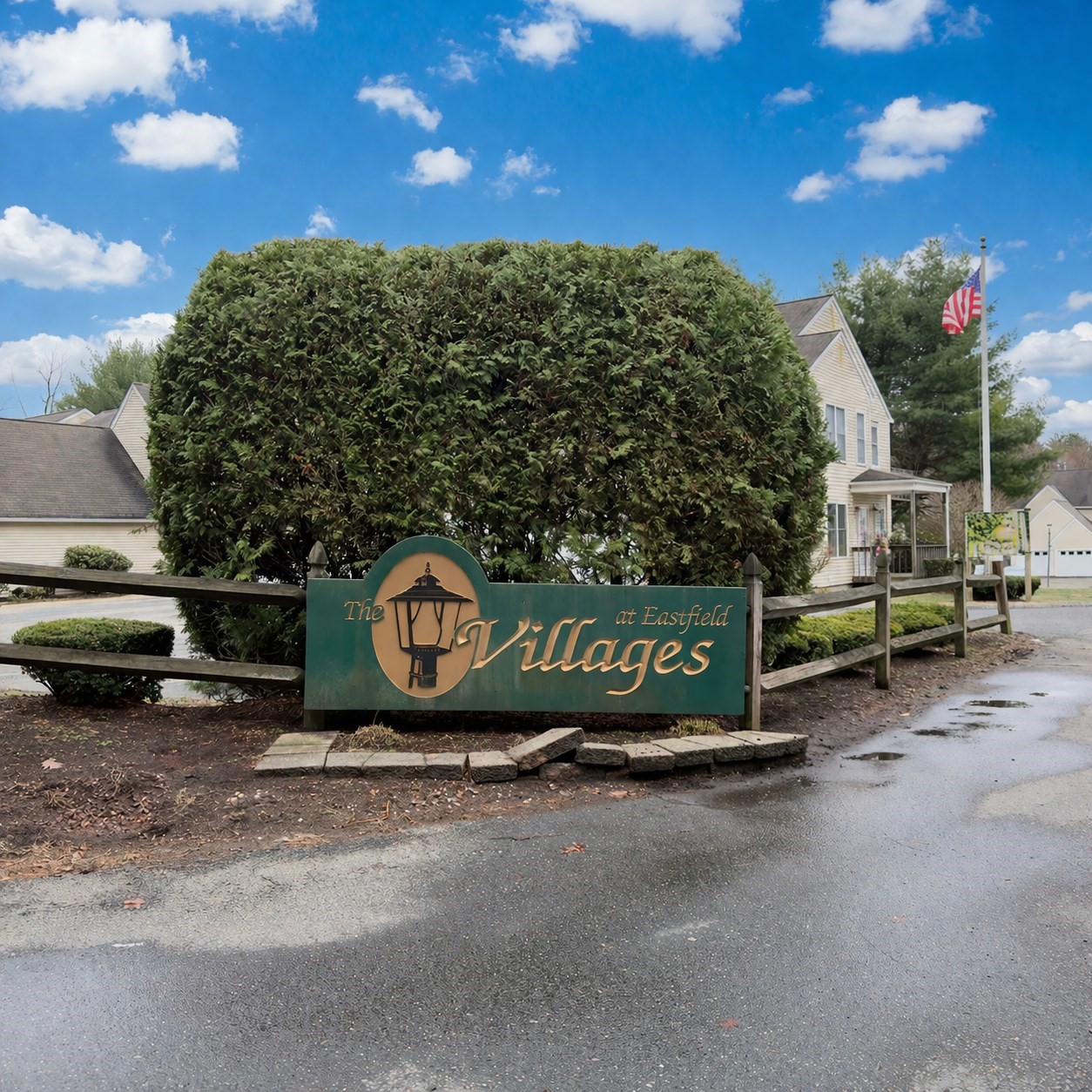 48 Castlegate Dr Unit 48, Springfield, MA 01129