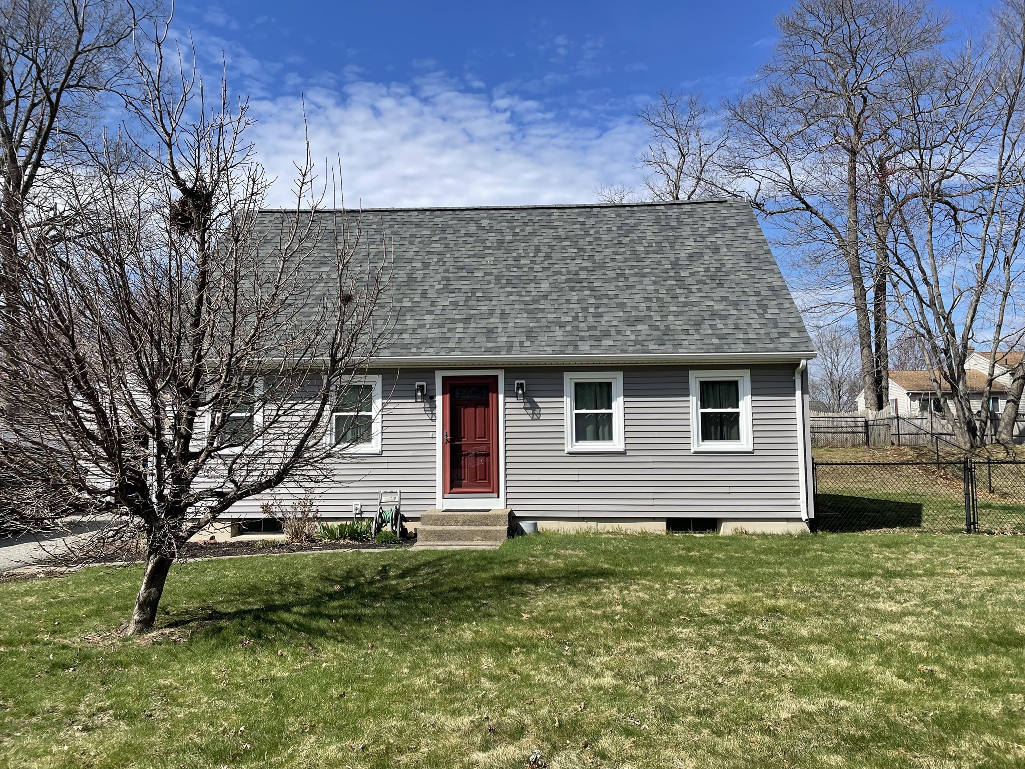 38 Driftwood Road, Springfield, MA 01128