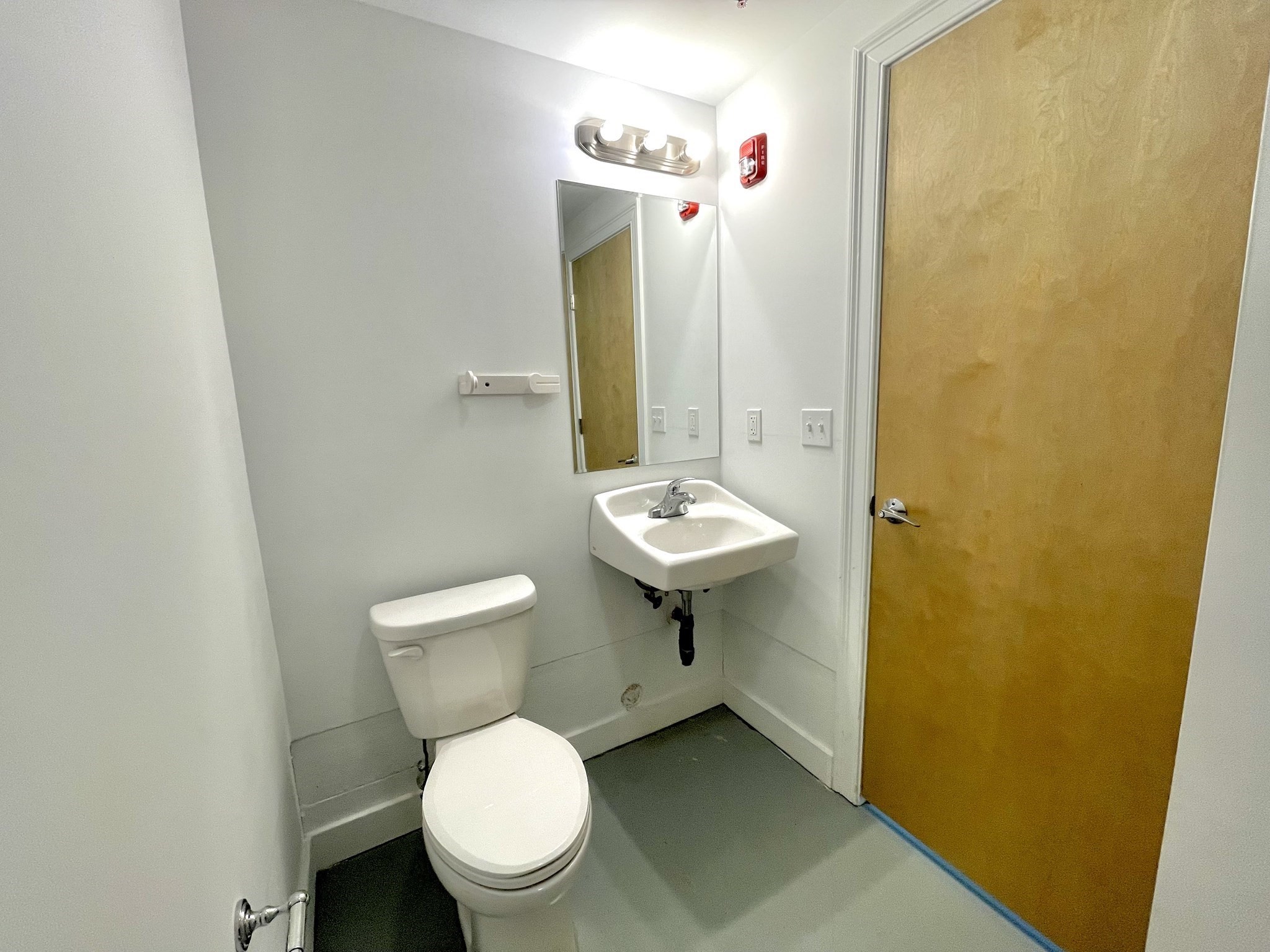 42 Felton Street Unit 7, Waltham, MA 02453 - Image 16