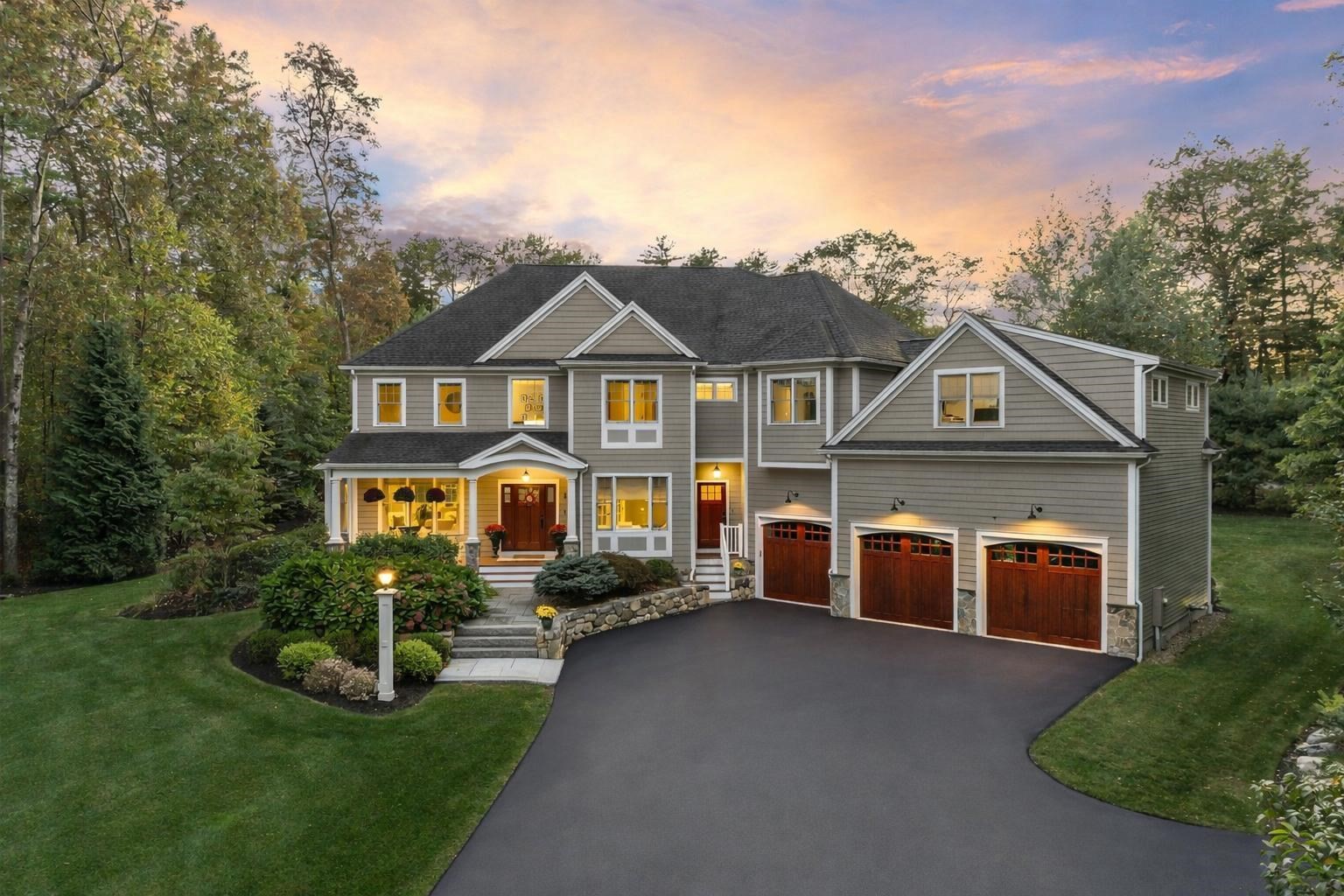 2 Jackson Dr, Acton, MA 01720