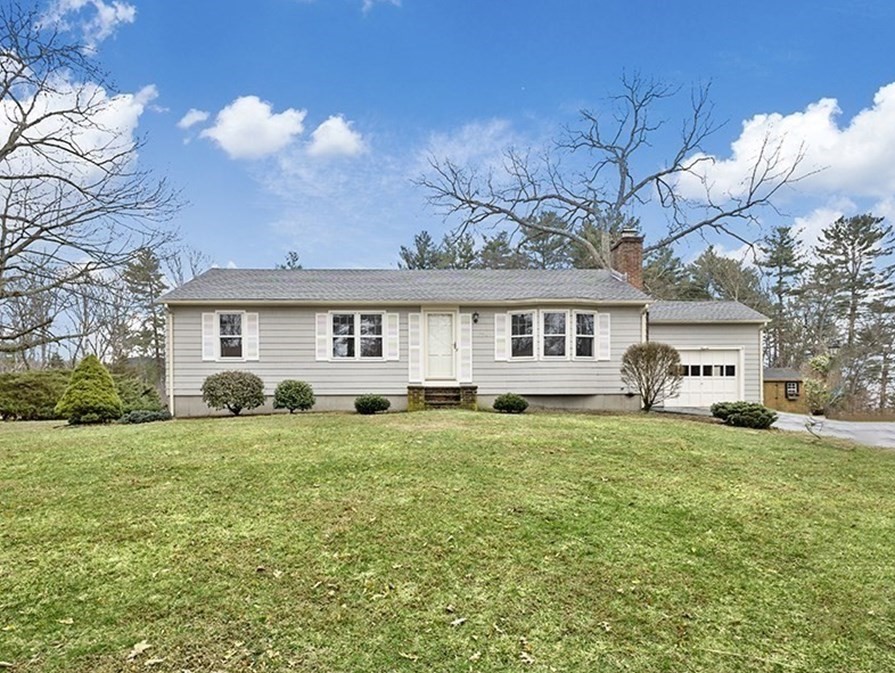 144 Glendale Rd, Attleboro, MA 02703