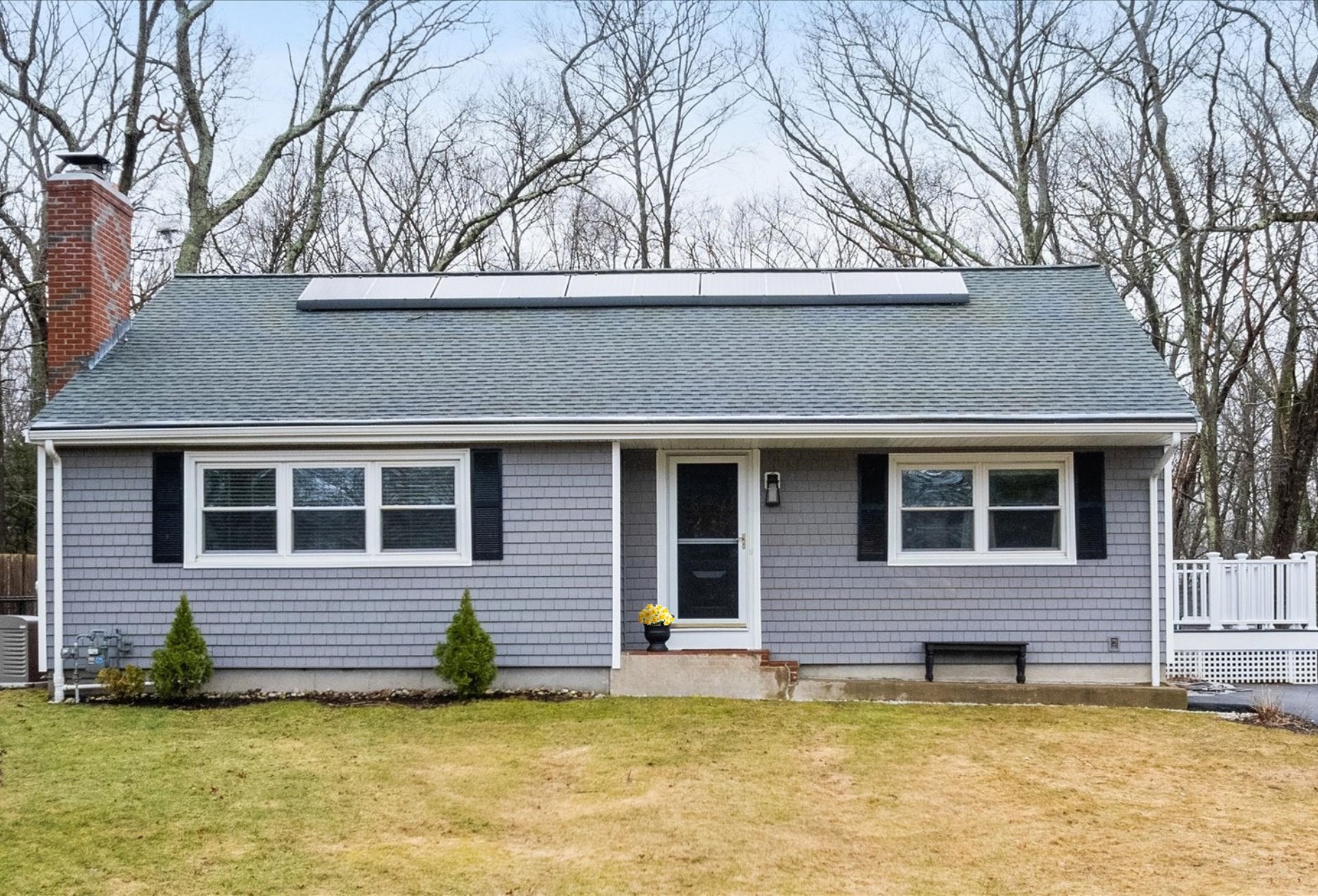 7 Cote St, Attleboro, MA 02703