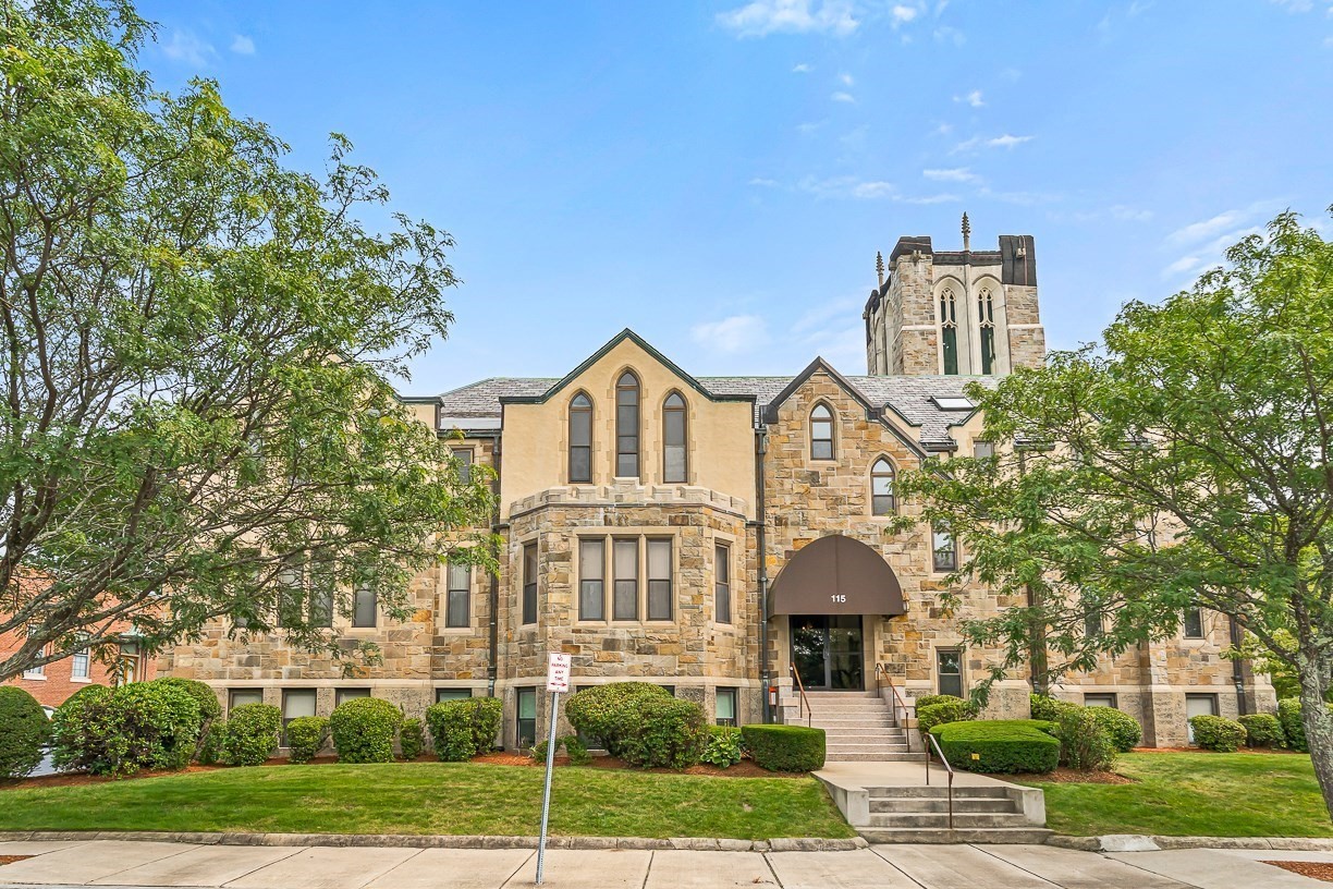 115 Washington Street Unit 2A, Winchester, MA 01890