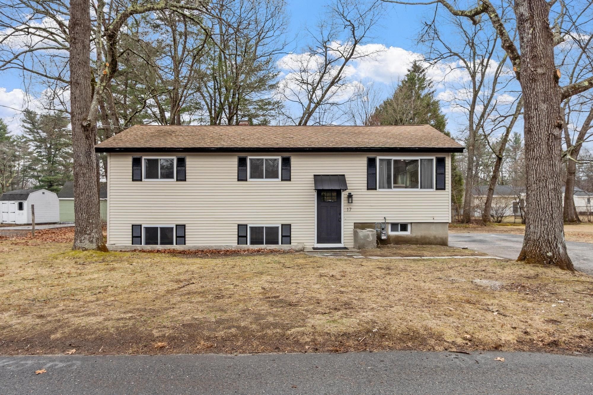 17 York Ave, Westford, MA 01886