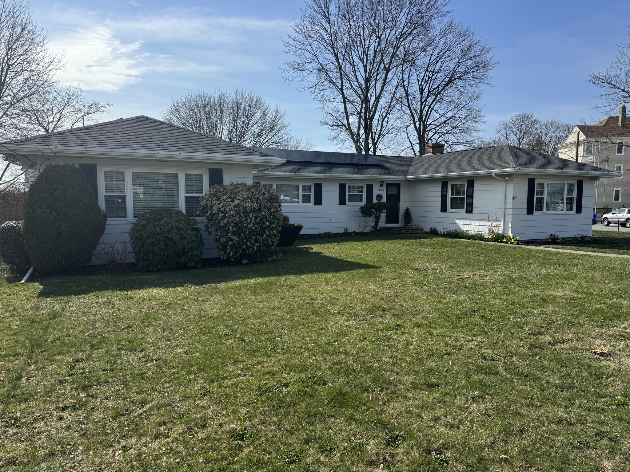 649 Stafford Rd, Fall River, MA 02721