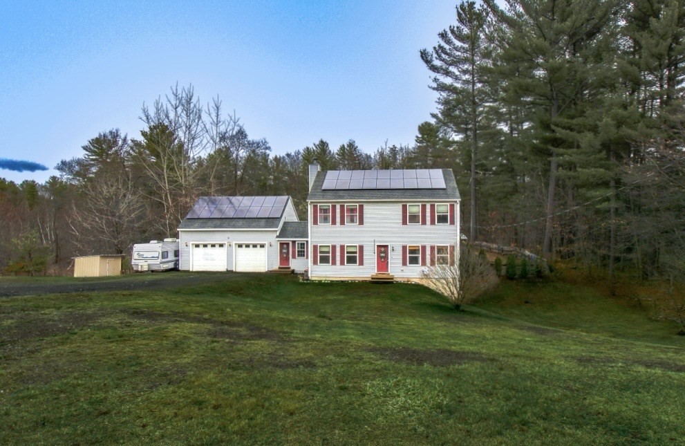 261 Greenwich Rd, Ware, MA 01082