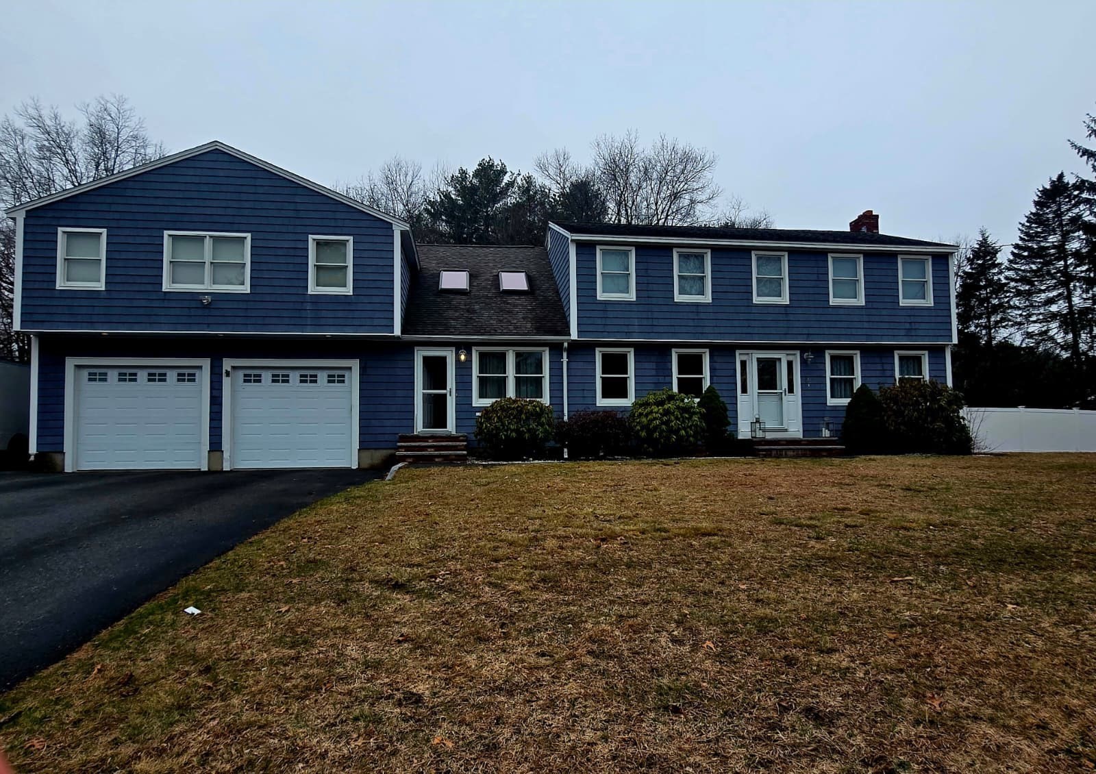 20 Farm Pond Rd, Dracut, MA 01826