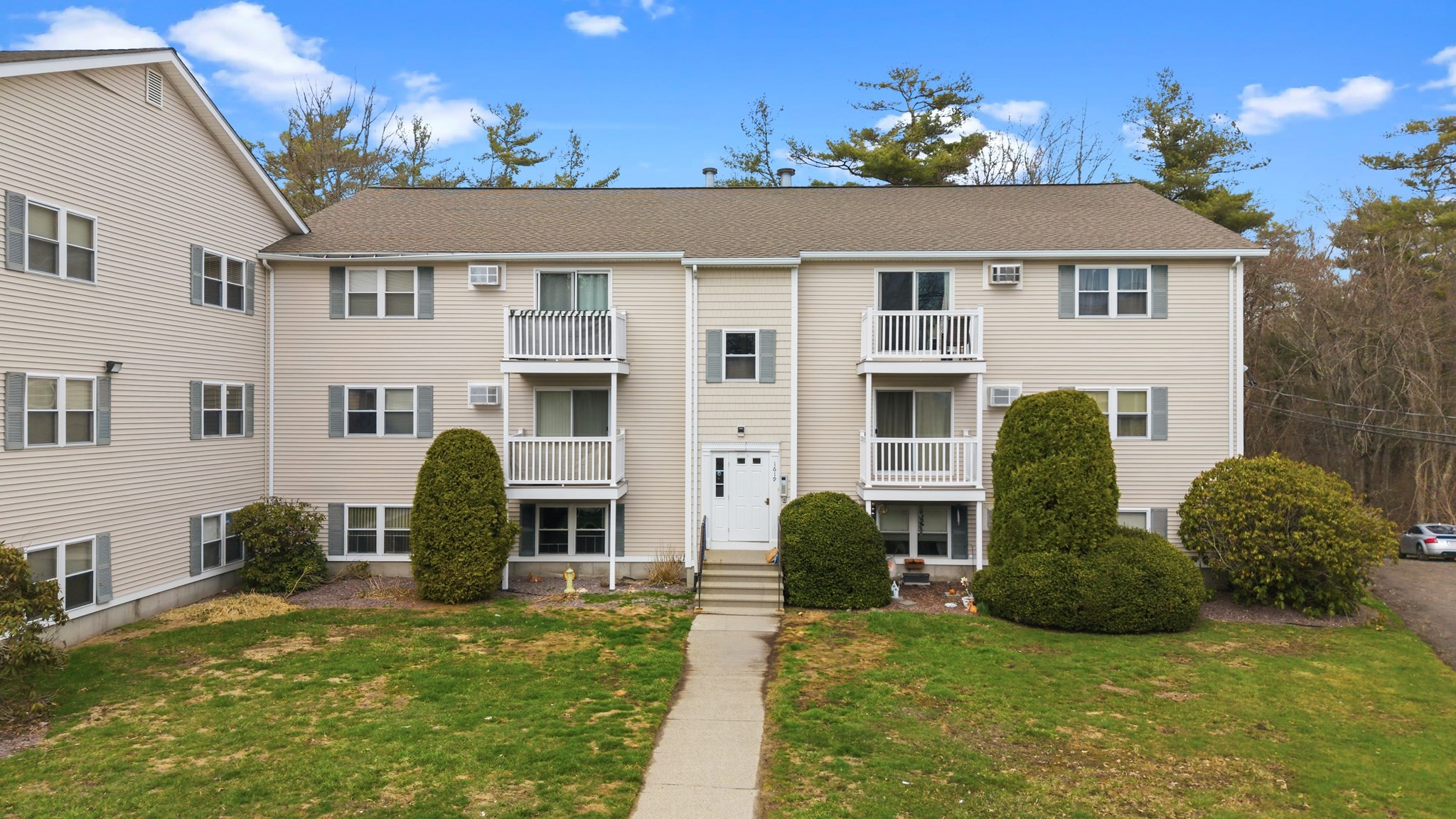 1619 Braley Rd Unit 94, New Bedford, MA 02745