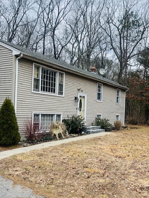 640 Oakhill Ave, Attleboro, MA 02703