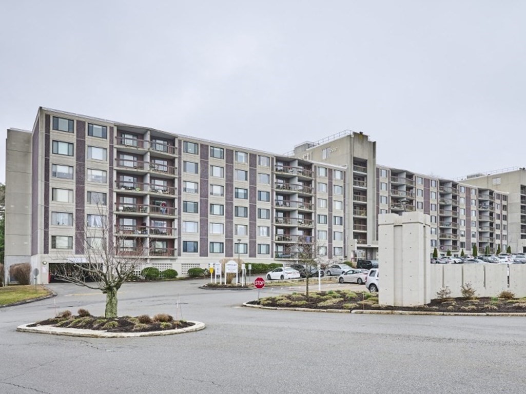 1500 Worcester Rd Unit 612, Framingham, MA 01702