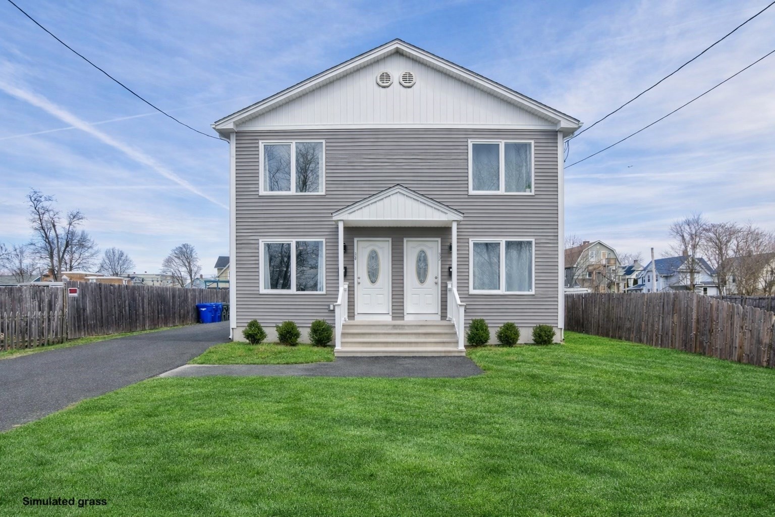 32 Clark St, Springfield, MA 01105