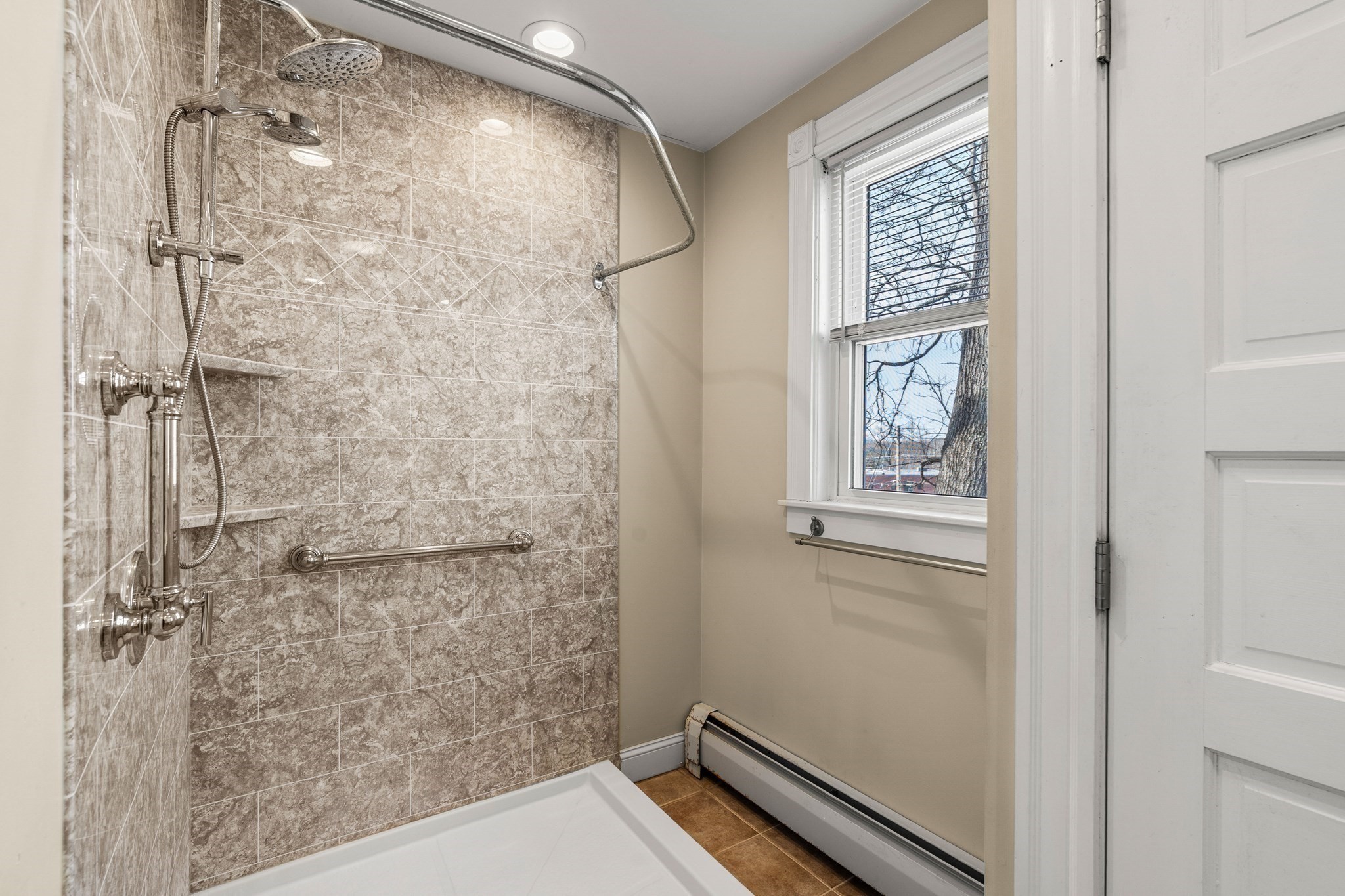 41 Highland Ave, Chelmsford, MA 01863 - Image 13