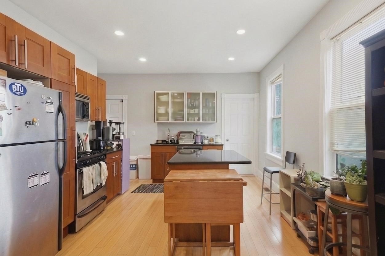 26 Chestnut Ave Unit 1, Jamaica Plain, Boston, MA 02130 - Image 2