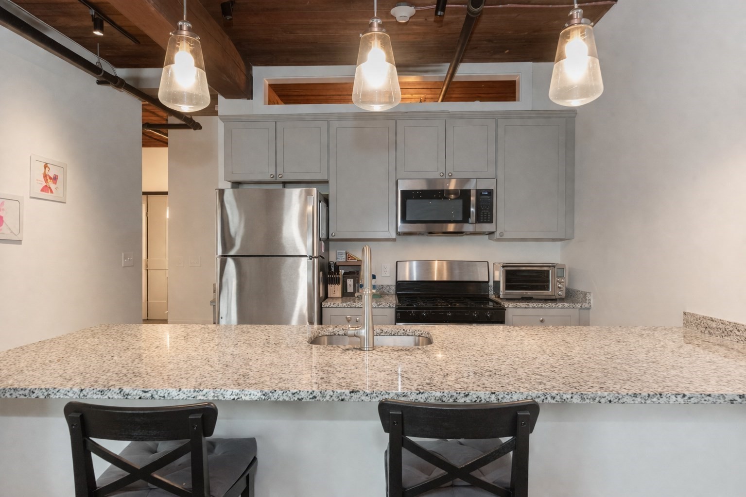 55 Sterling St Unit 305, Clinton, MA 01510