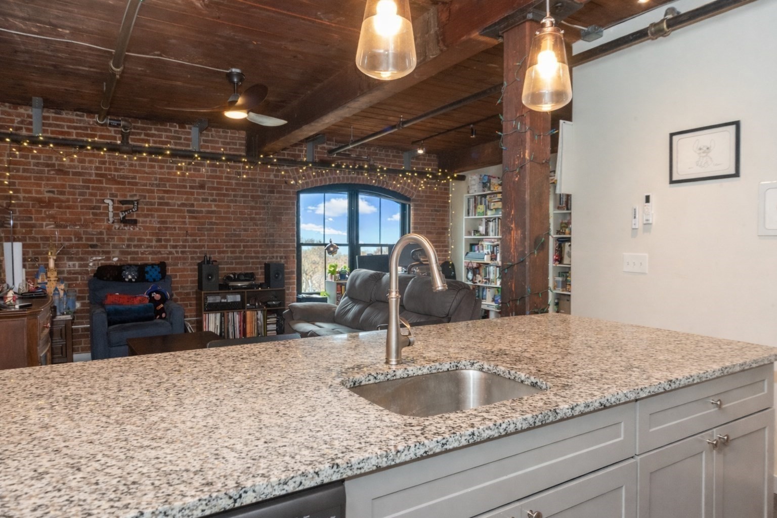55 Sterling St Unit 305, Clinton, MA 01510 - Image 5