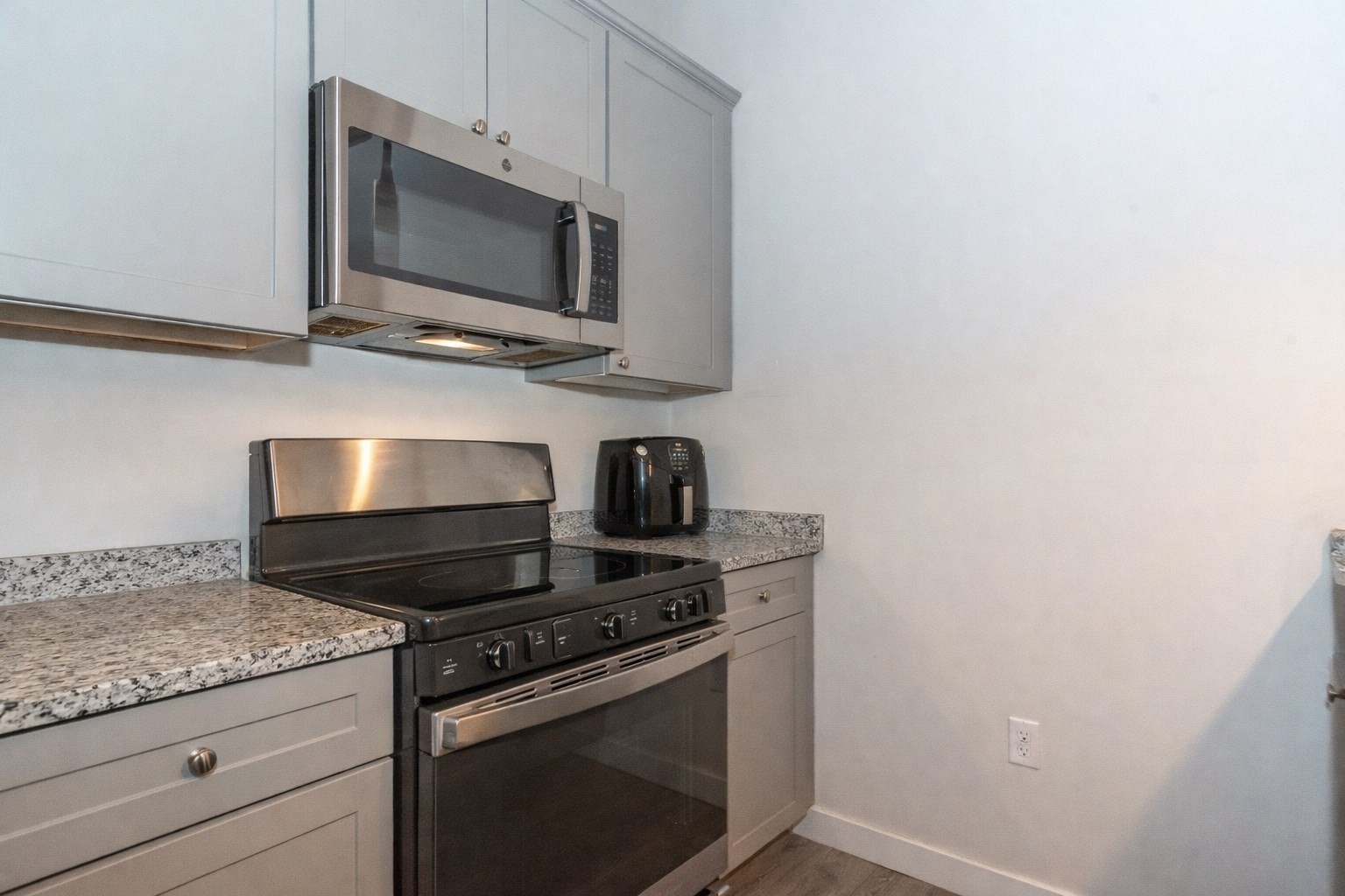 55 Sterling St Unit 305, Clinton, MA 01510 - Image 7