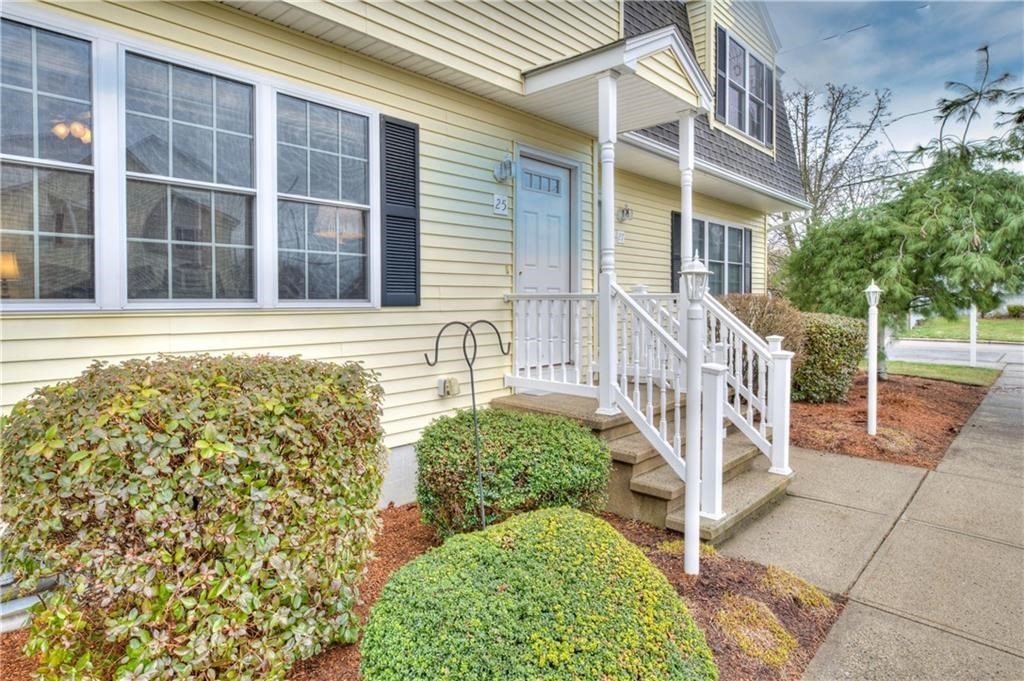 25 Hyde Ave Unit 25, Pawtucket, RI 02861