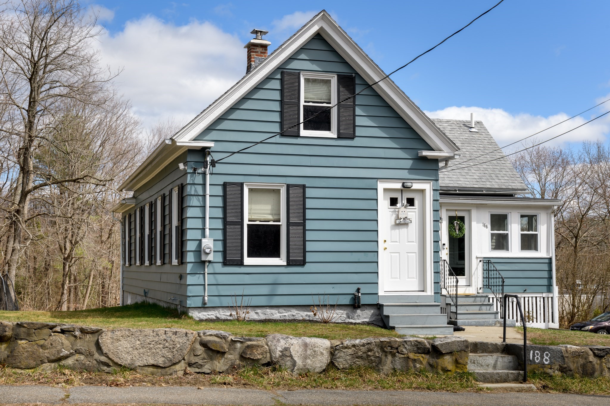 188 Princeton St, Holden, MA 01520