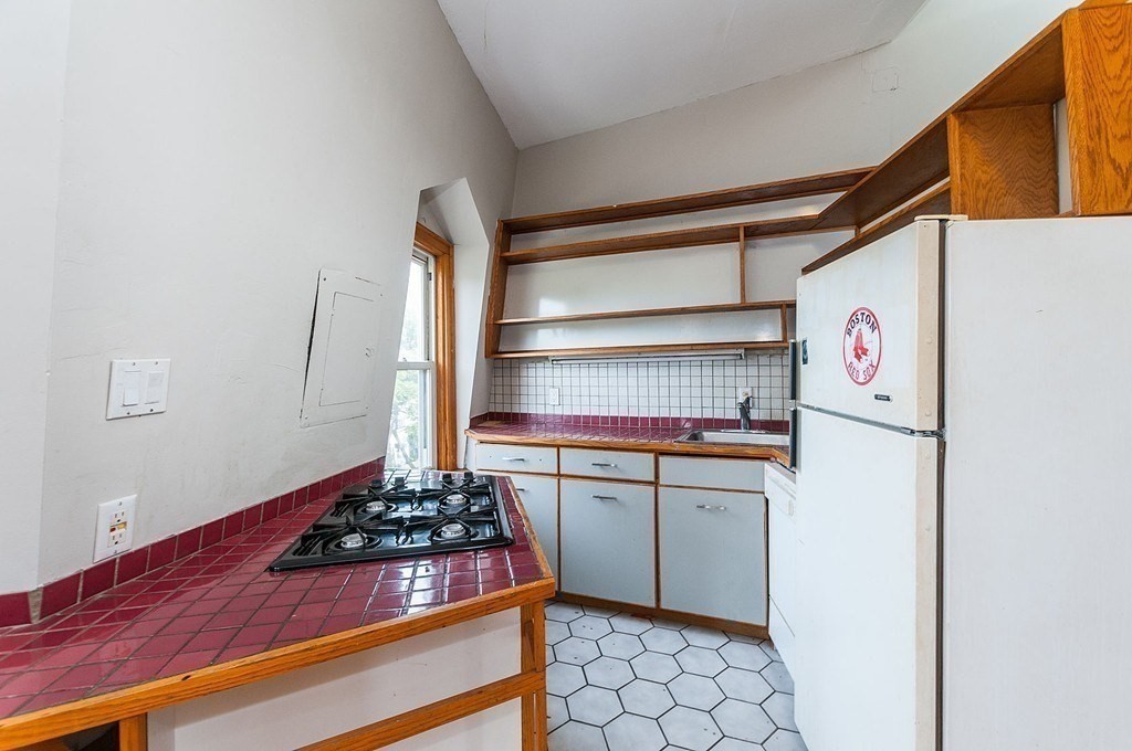 11 Savin Hill Ave, Dorchester, Boston, MA 02125 - Image 5
