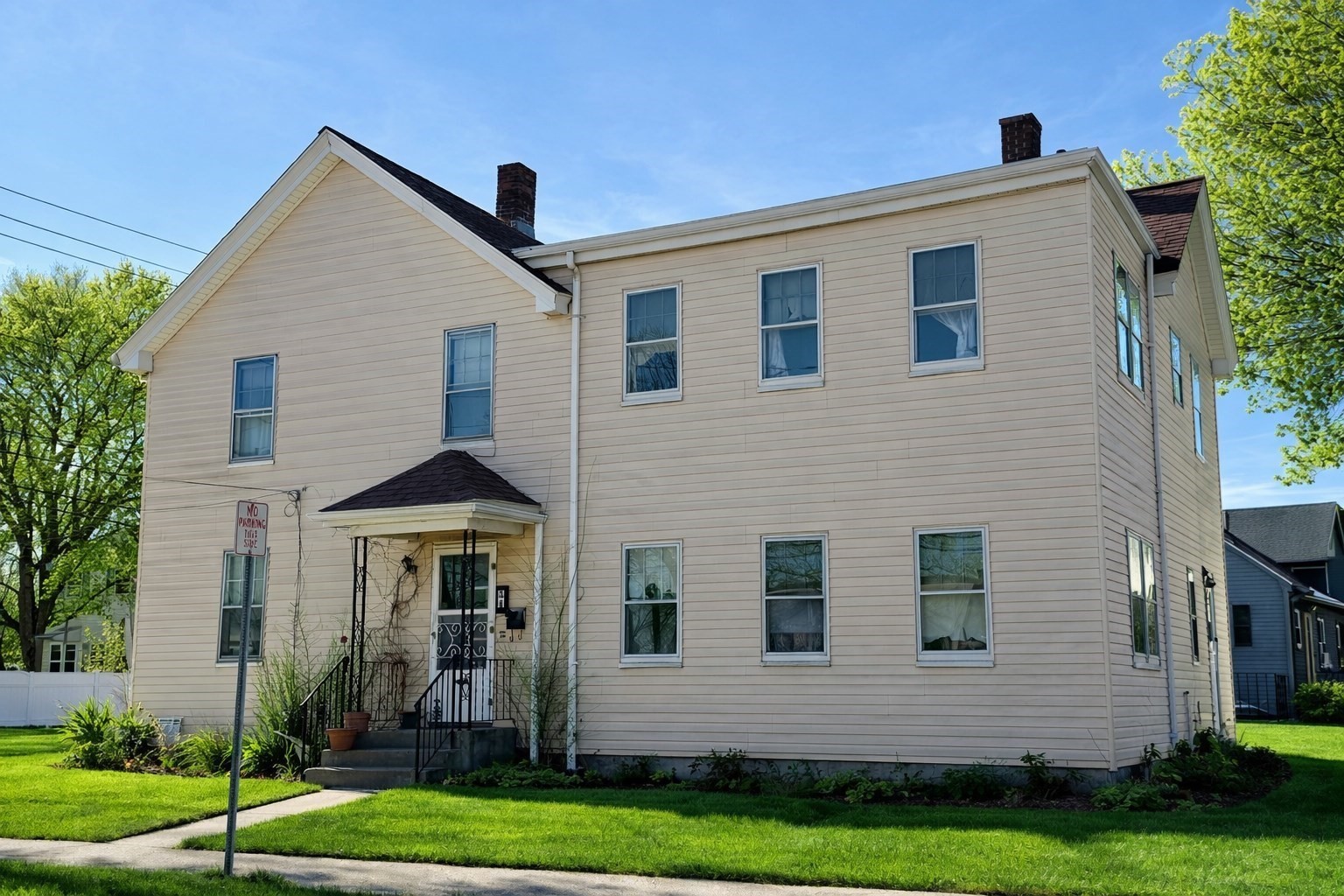 51 Farwell Street, Waltham, MA 02453