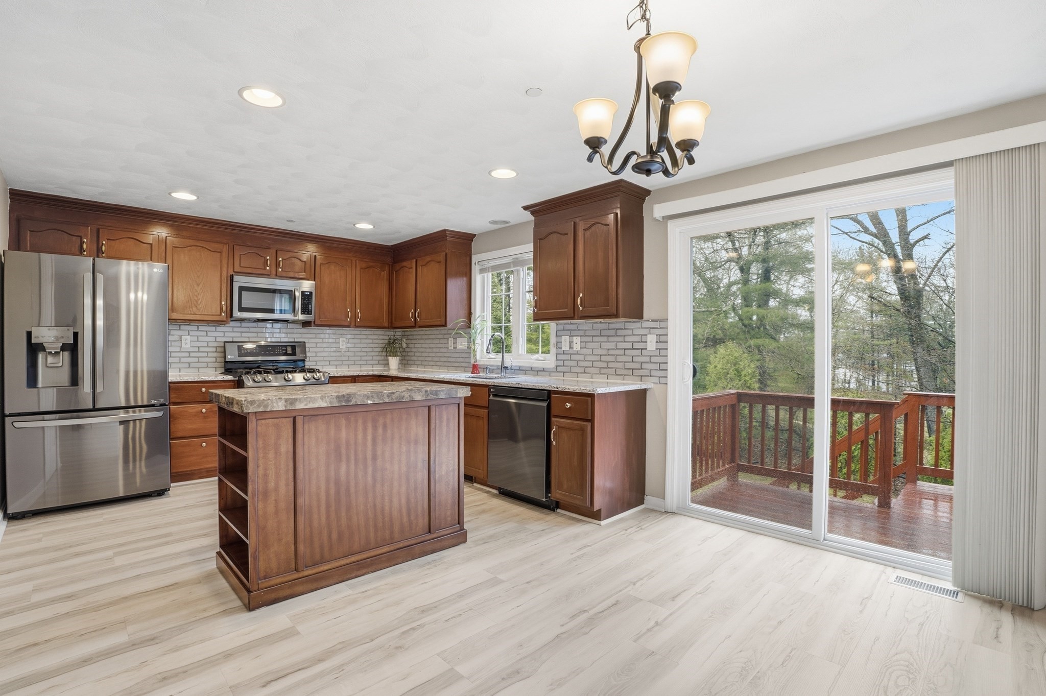 81 Salem Road Unit 103, Billerica, MA 01821