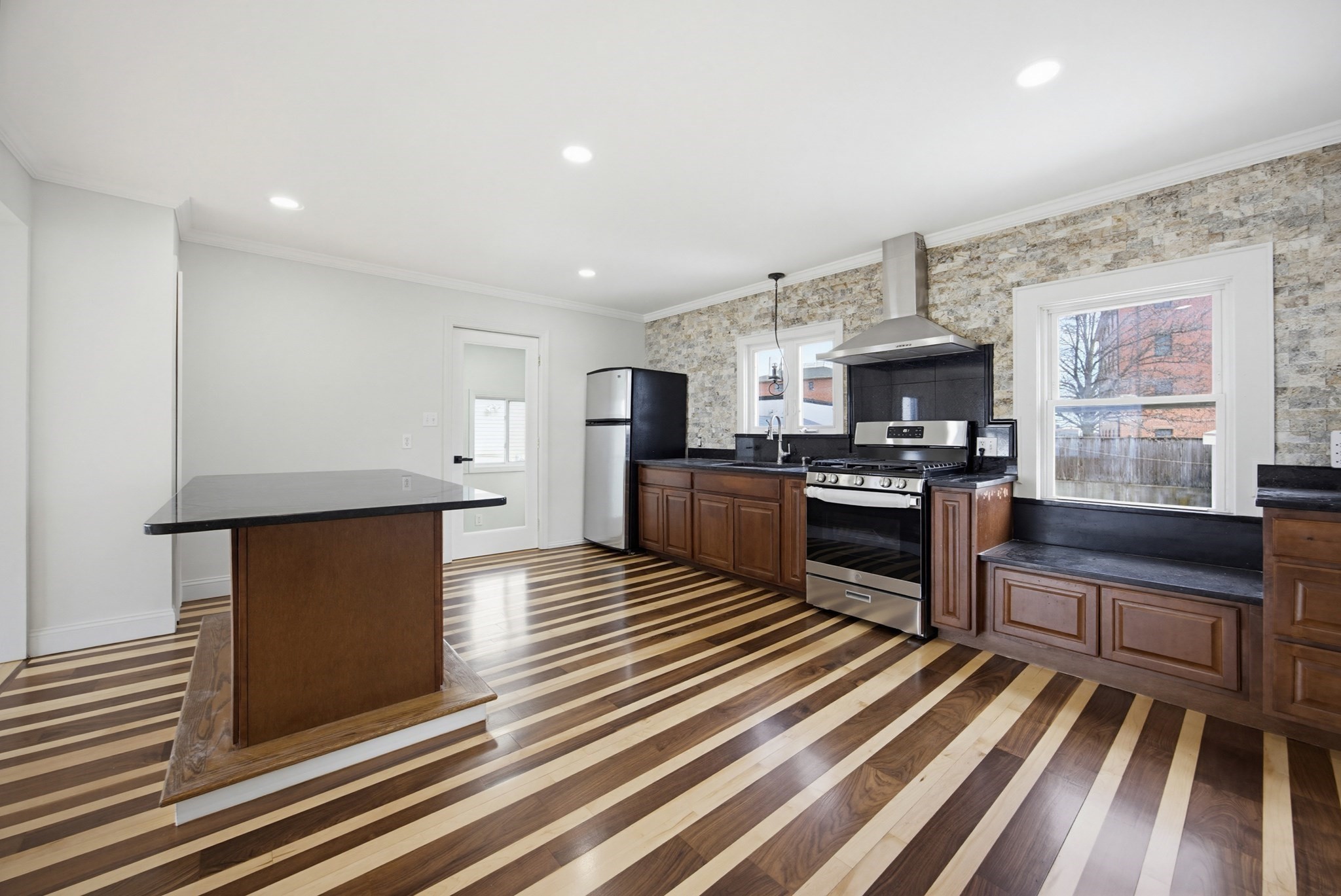 42 Cummings St, Medford, MA 02155