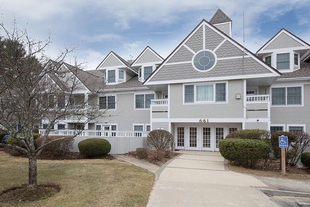 661 Lowell St Unit 16, Lexington, MA 02420