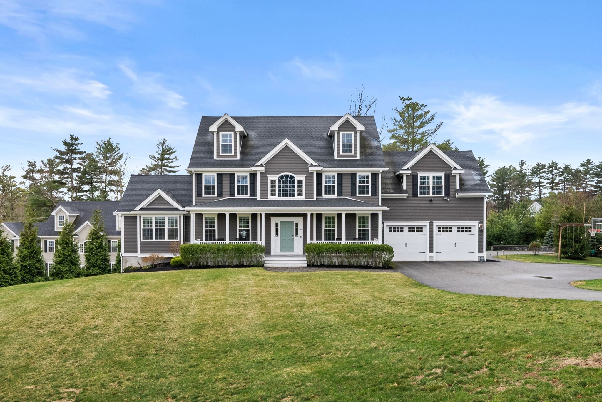 45 Saddleback Ln, Canton, MA 02021